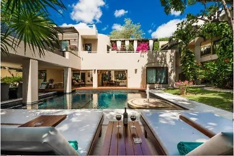 Amazing Hacienda For 14 Guests! Steps To The Beach! Playa del Carmen 0*,